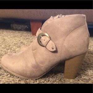 Maurice’s heeled booties